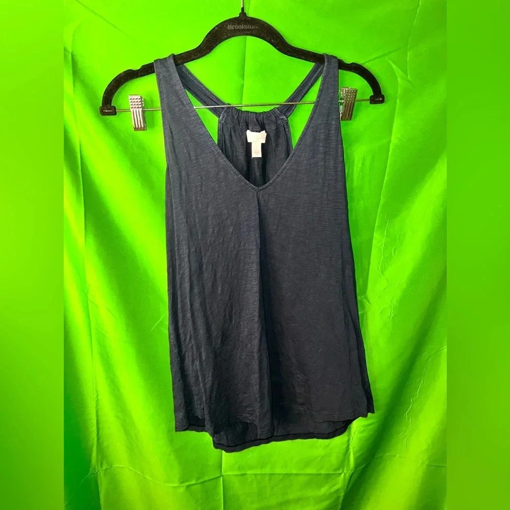 Lilly Pulitzer 100% Pima Cotton Top size Small- Used